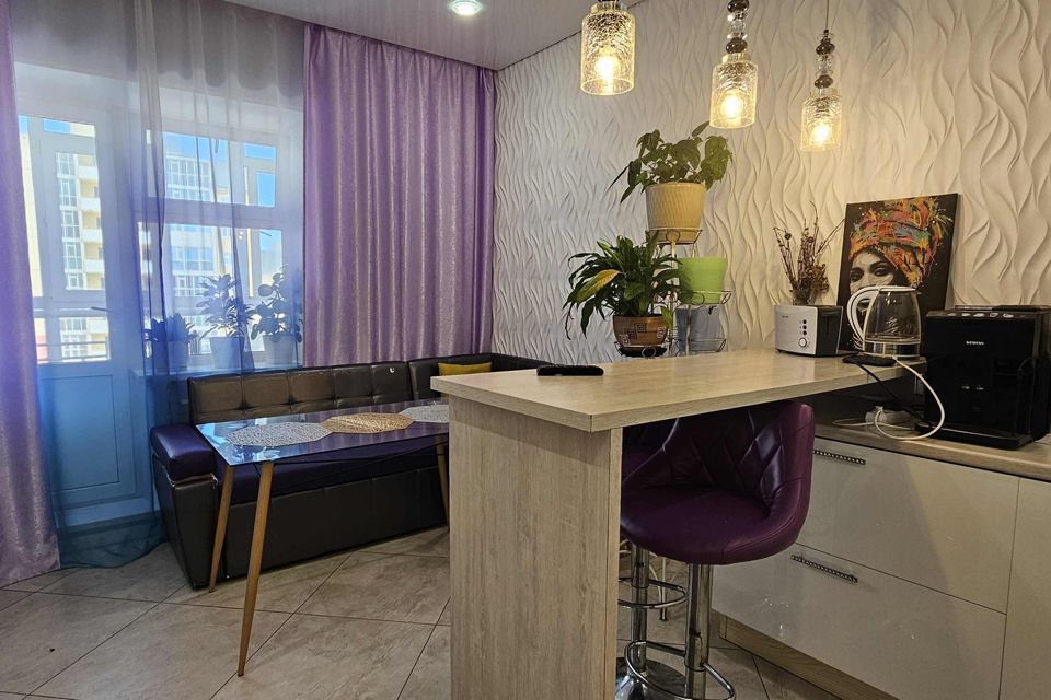 Продаётся 3-комнатная квартира, 105 м²