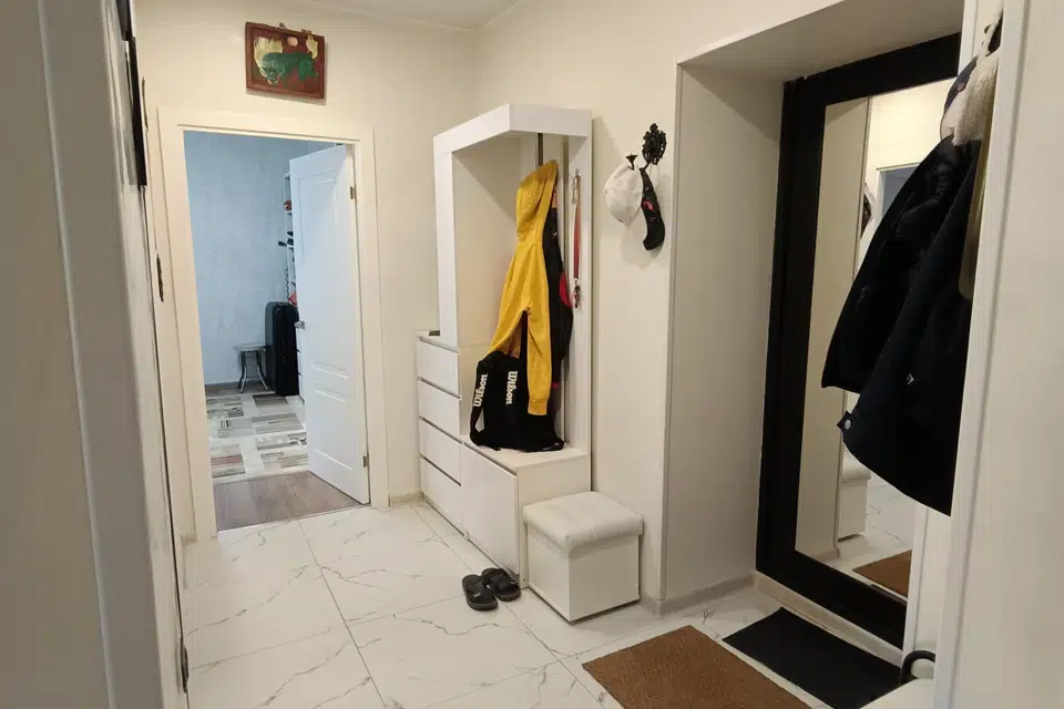 Продаётся 2-комнатная квартира, 57 м²