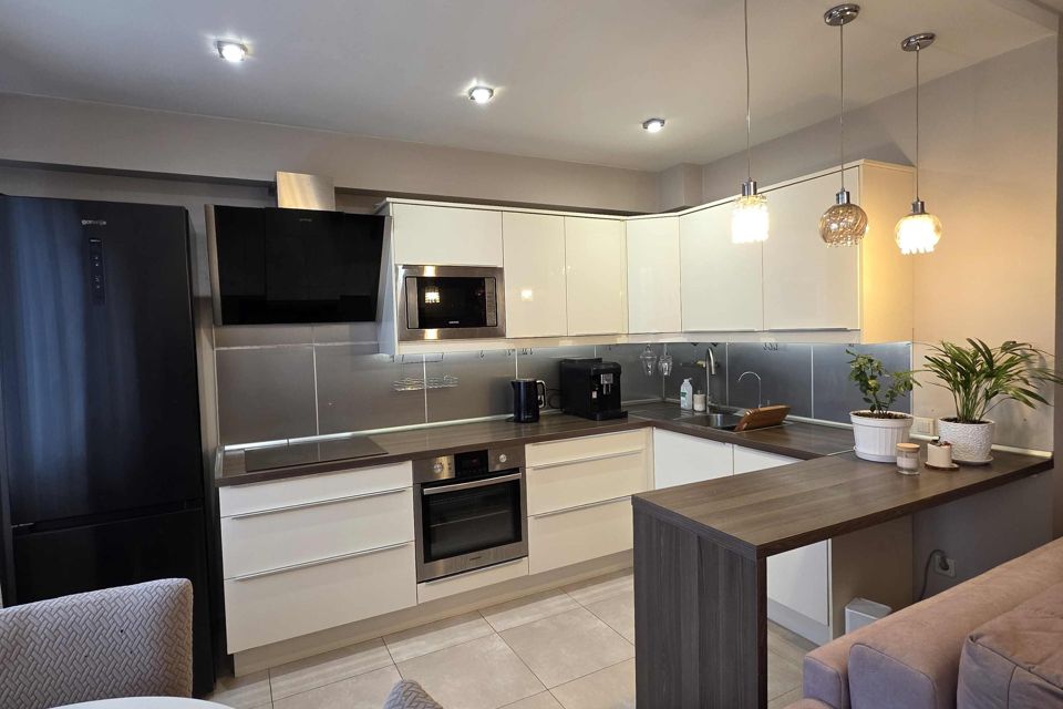 Продаётся 3-комнатная квартира, 64 м²