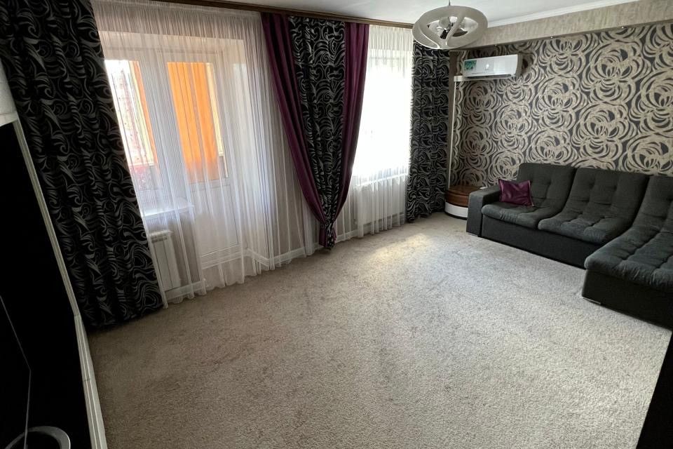 Продаётся 1-комнатная квартира, 50.6 м²