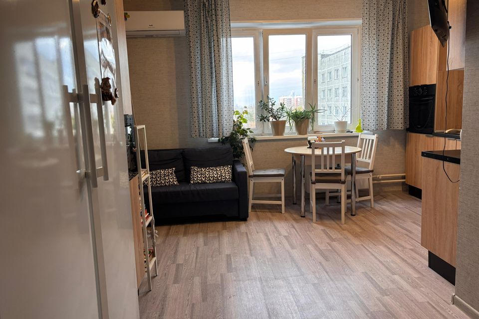 Продаётся 2-комнатная квартира, 64.7 м²