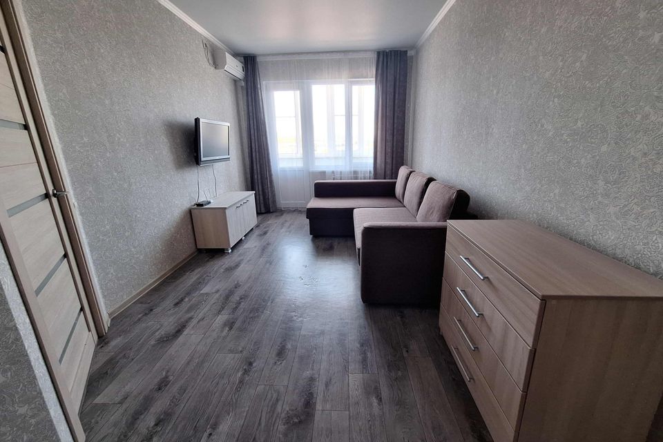 Сдаётся 1-комнатная квартира, 38 м²