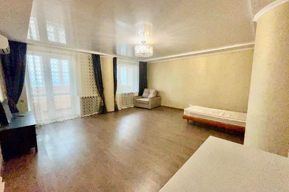 Продаётся 3-комнатная квартира, 96 м²