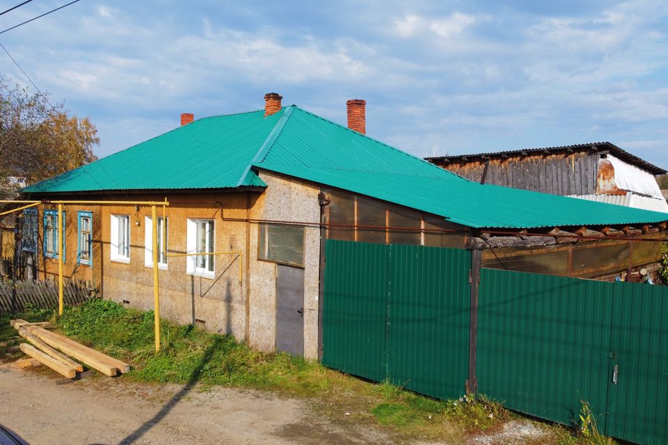 Продаётся 3-комнатная квартира, 65.5 м²