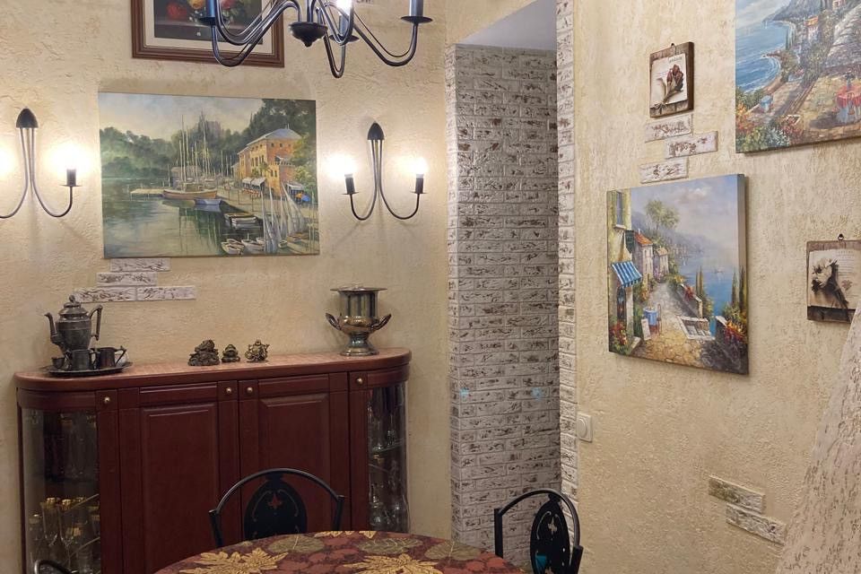 Продаётся 3-комнатная квартира, 67.5 м²