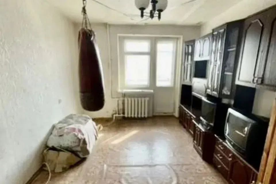 Продаётся 4-комнатная квартира, 75.5 м²