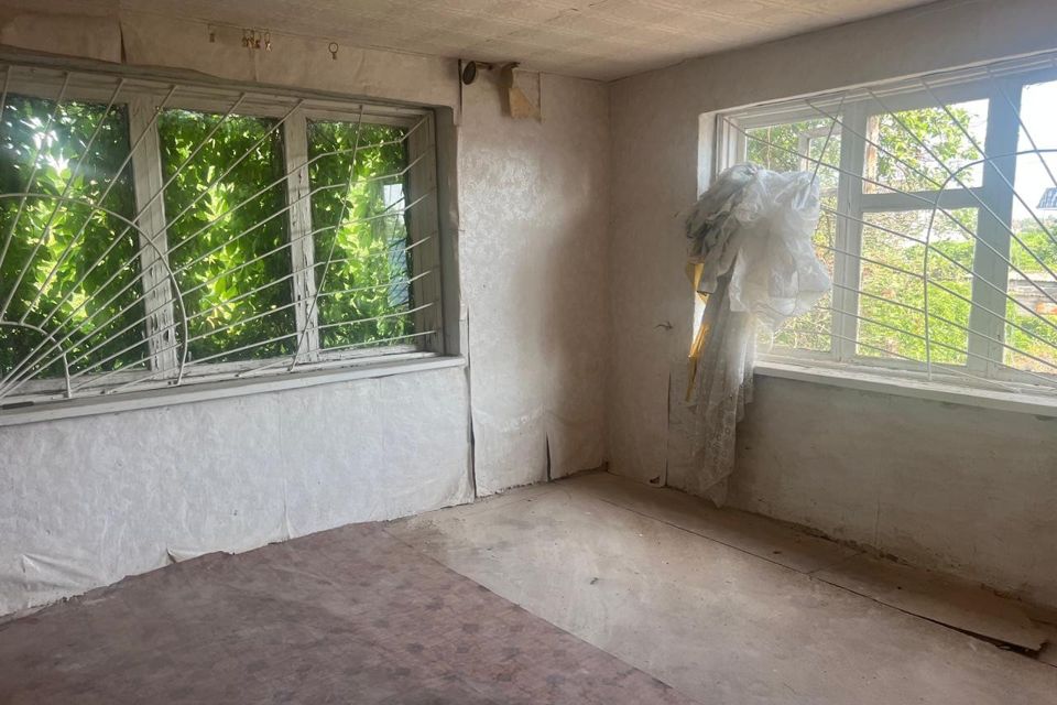 Продаётся 2-этажный дом, 196 м²