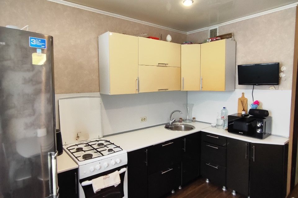Продаётся 3-комнатная квартира, 65.9 м²
