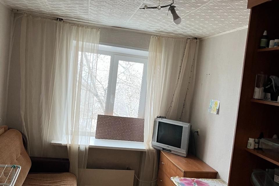 Продаётся комната в 1-комн. квартире, 12 м²