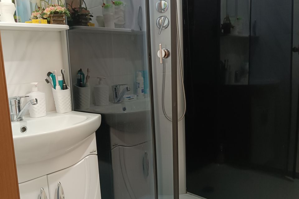 Продаётся 3-комнатная квартира, 68 м²