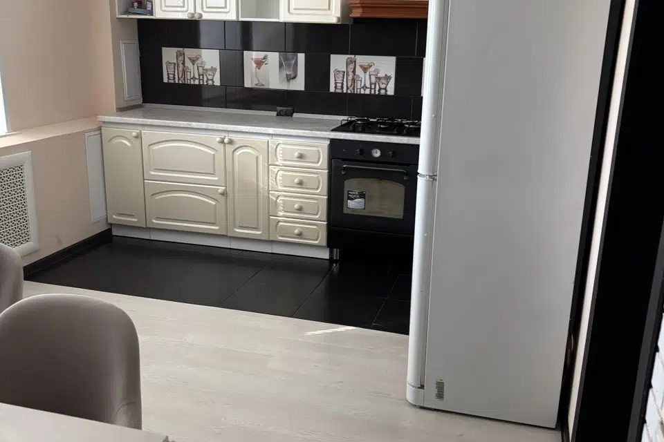 Продаётся 2-комнатная квартира, 57.4 м²