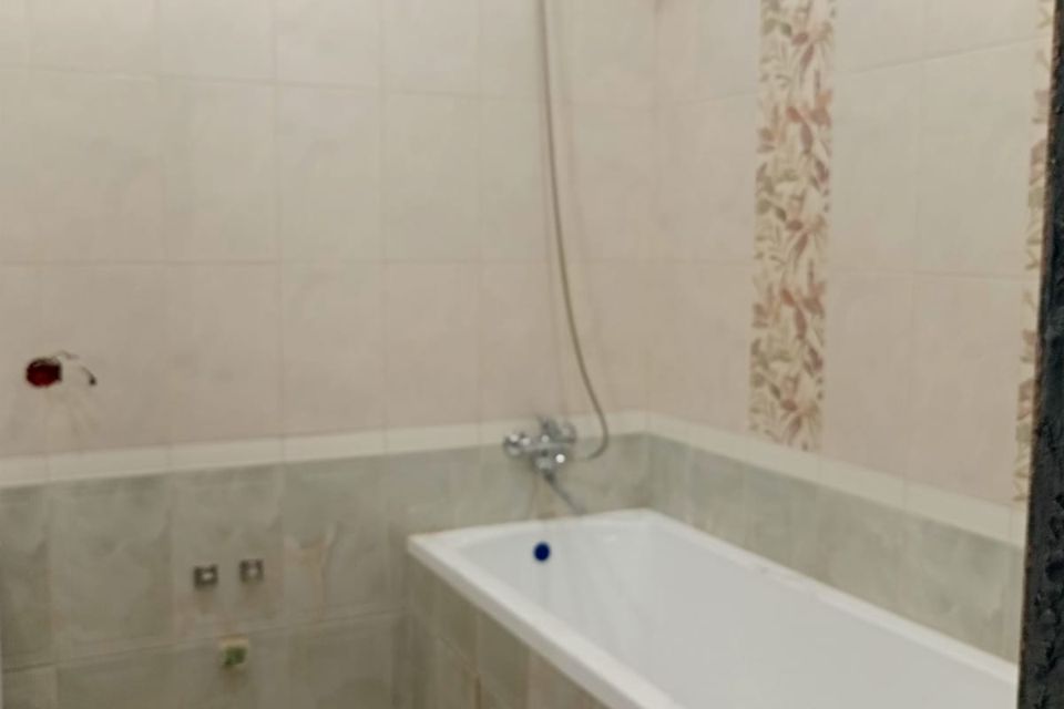 Продаётся 1-комнатная квартира, 44 м²