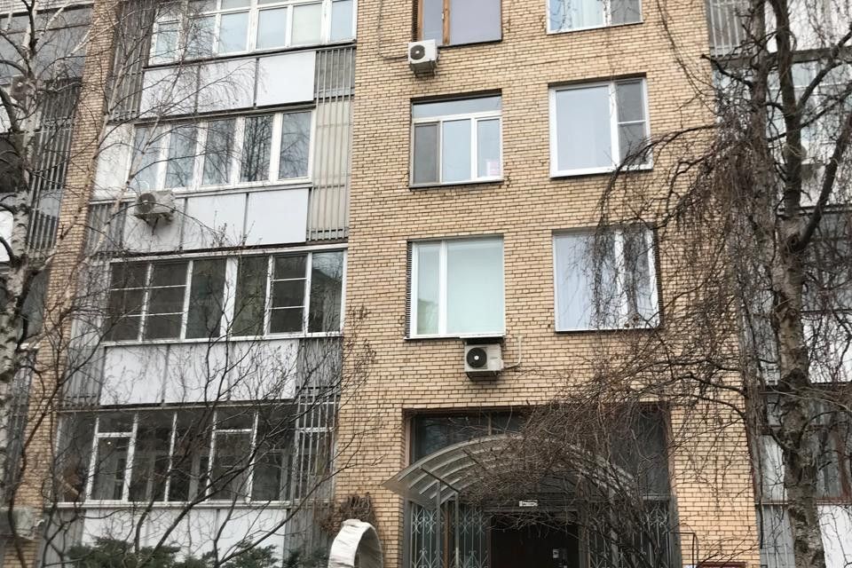 Продаётся 2-комнатная квартира, 57.3 м²
