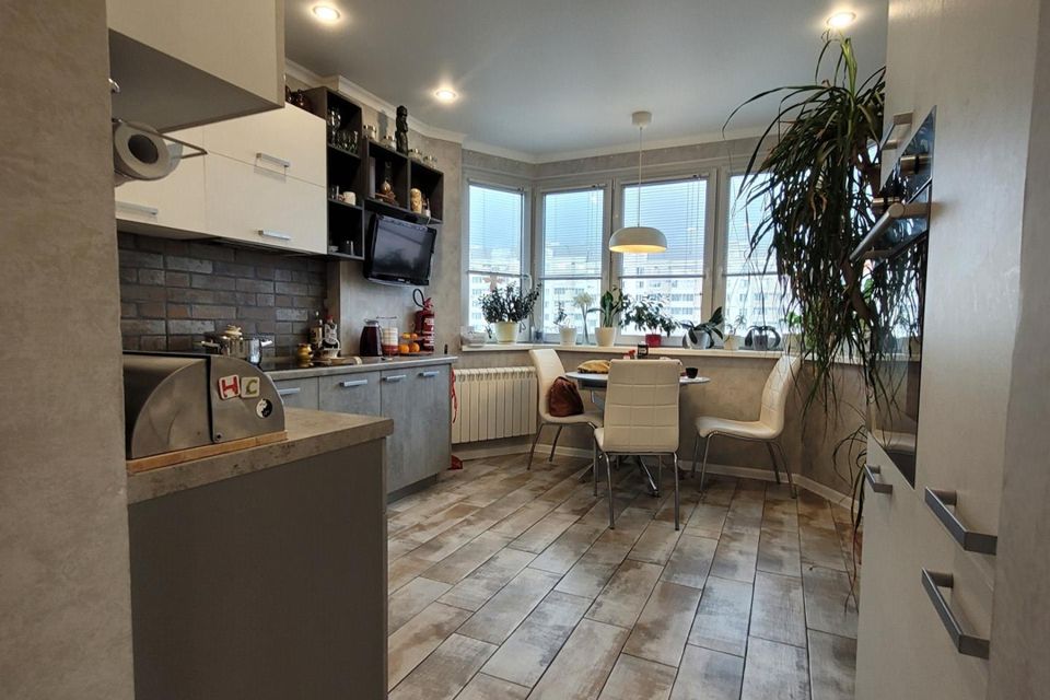 Продаётся 2-комнатная квартира, 64.3 м²