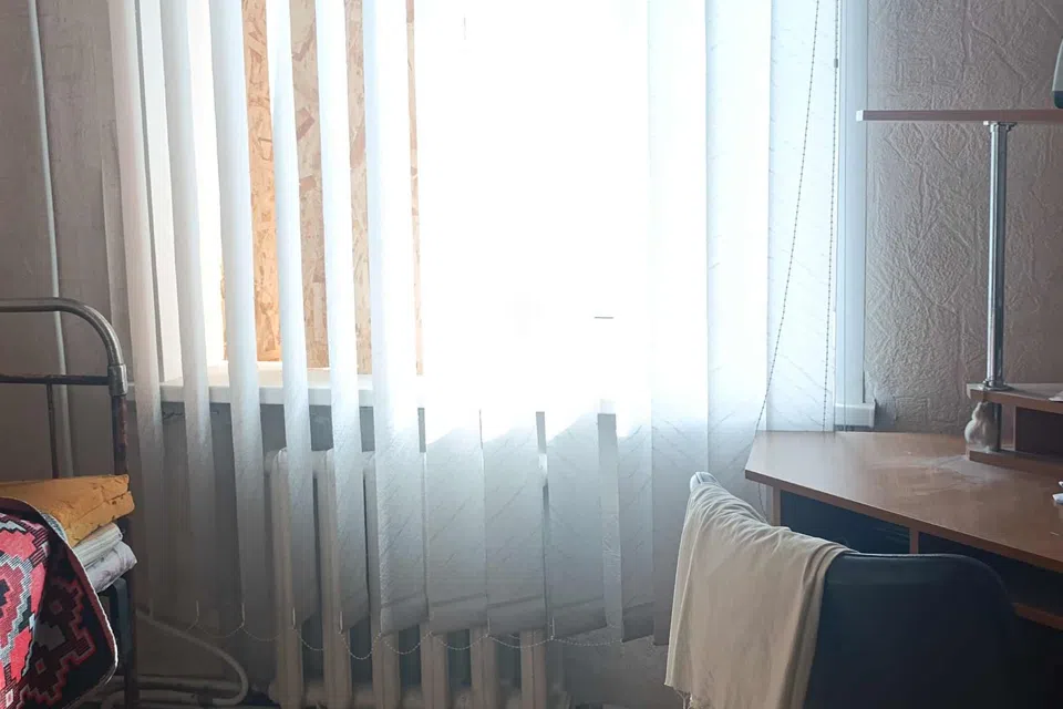 Продаётся 4-комнатная квартира, 72 м²