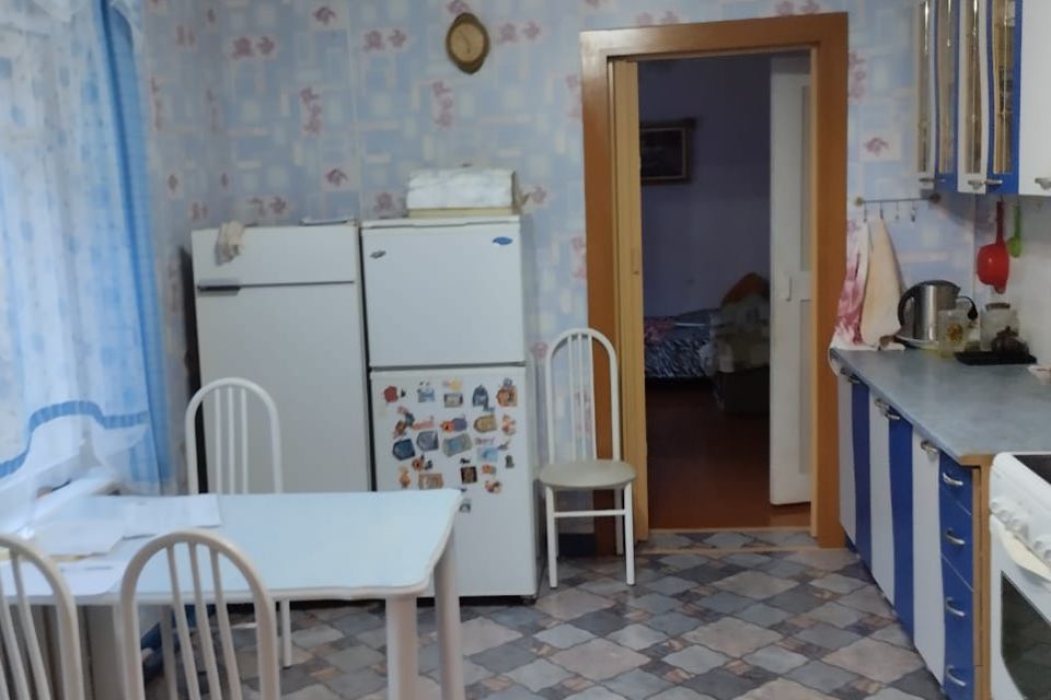 Продаётся 3-комнатная квартира, 60 м²