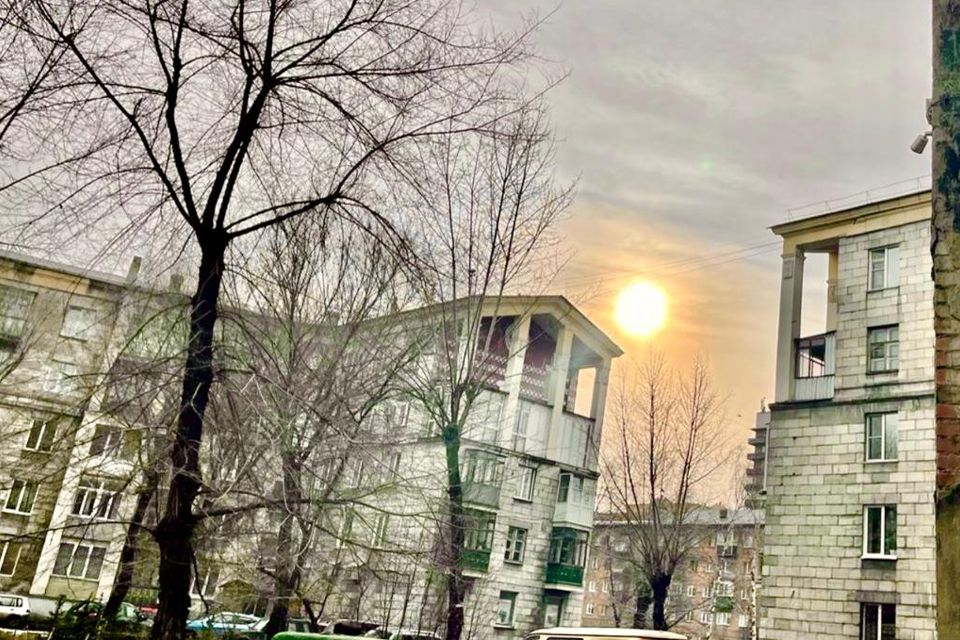 Продаётся 3-комнатная квартира, 93 м²