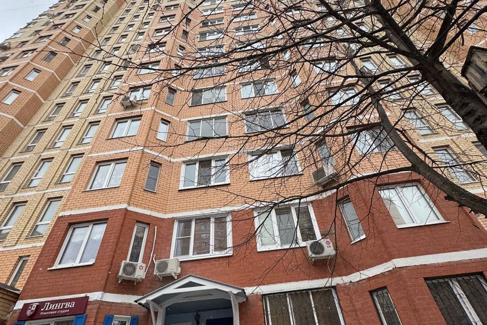 Продаётся 1-комнатная квартира, 42.4 м²