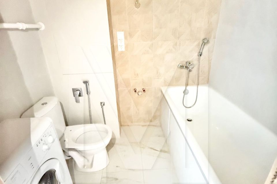 Продаётся 1-комнатная квартира, 38.3 м²