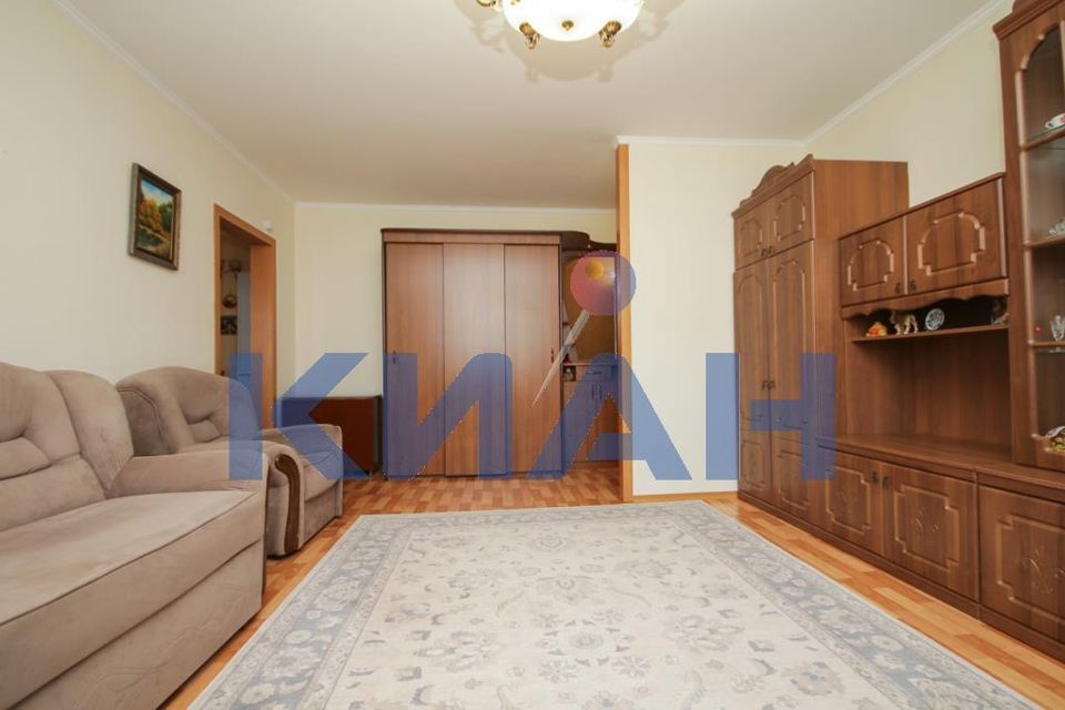Продаётся 4-комнатная квартира, 80.4 м²