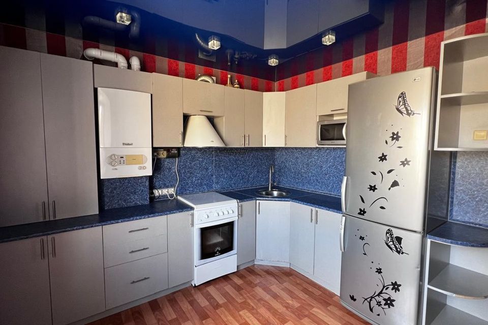 Продаётся 3-комнатная квартира, 97 м²