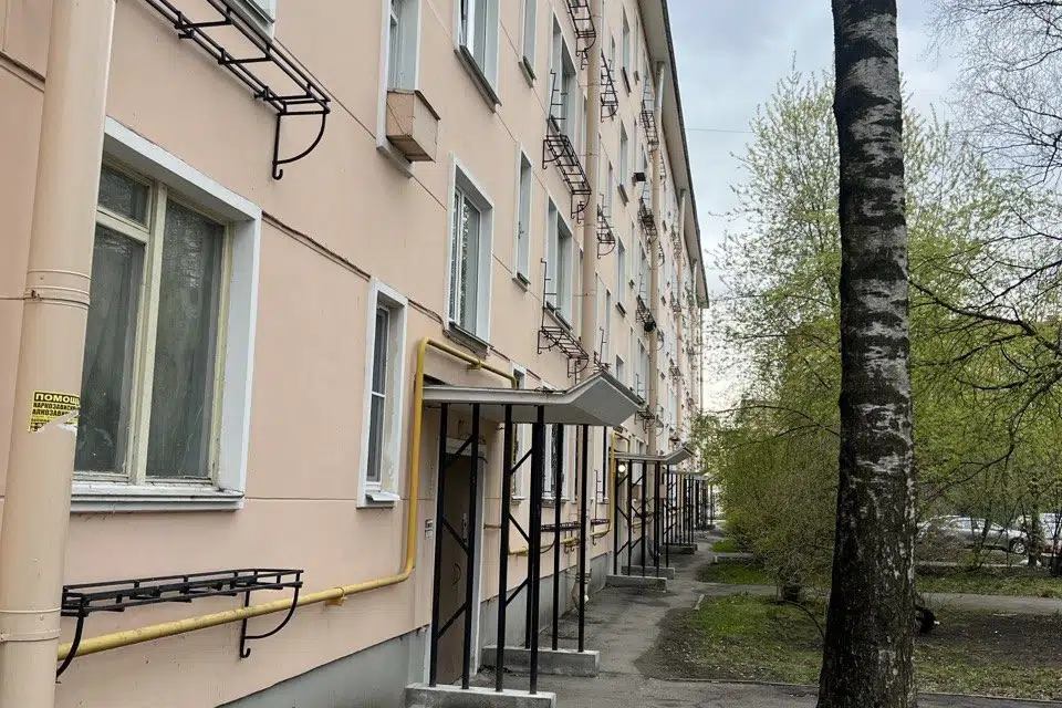 Продаётся 3-комнатная квартира, 41.7 м²