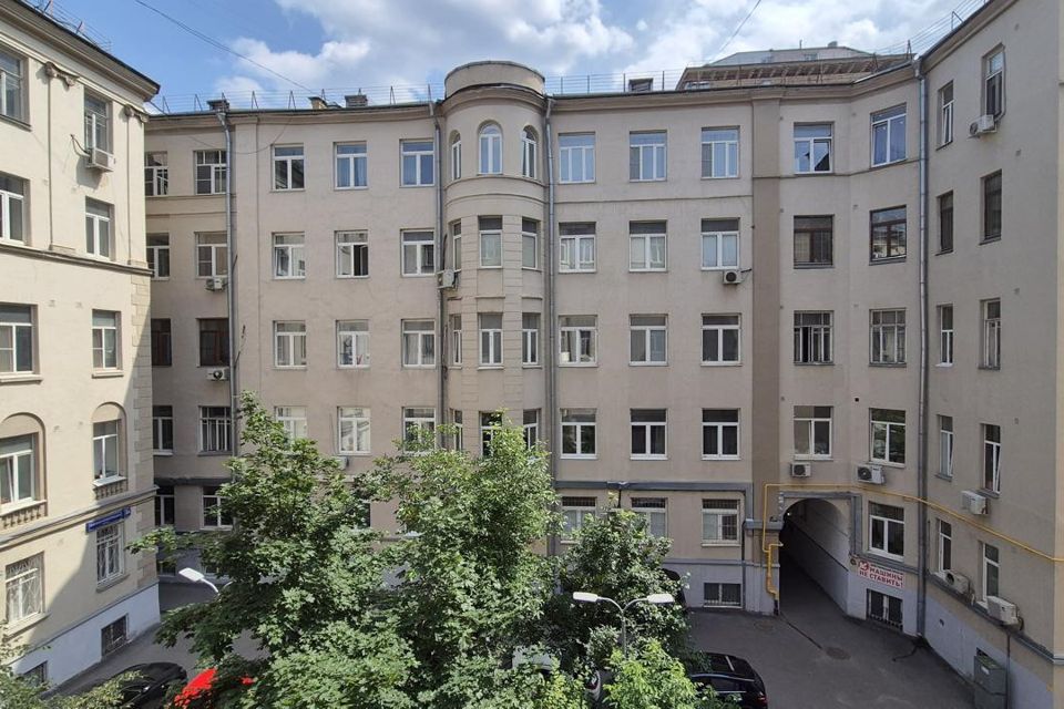 Продаётся 4-комнатная квартира, 118.6 м²