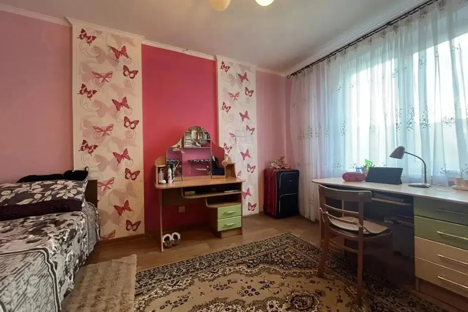 Продаётся 2-комнатная квартира, 56.6 м²