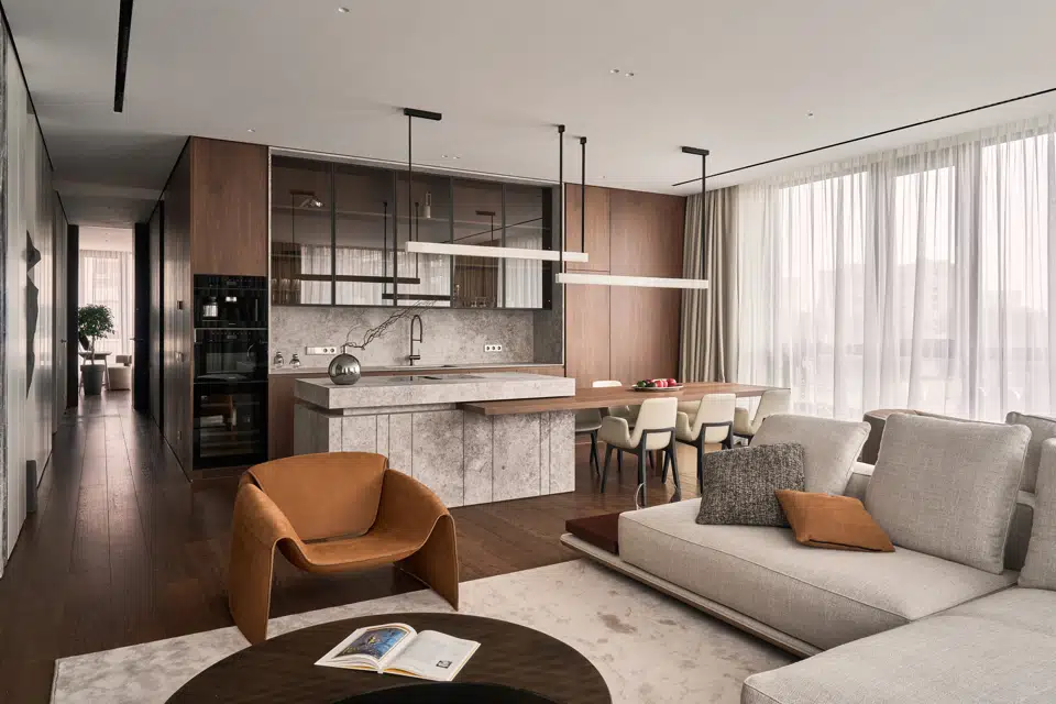 Продаётся 5-комнатная квартира, 200 м²