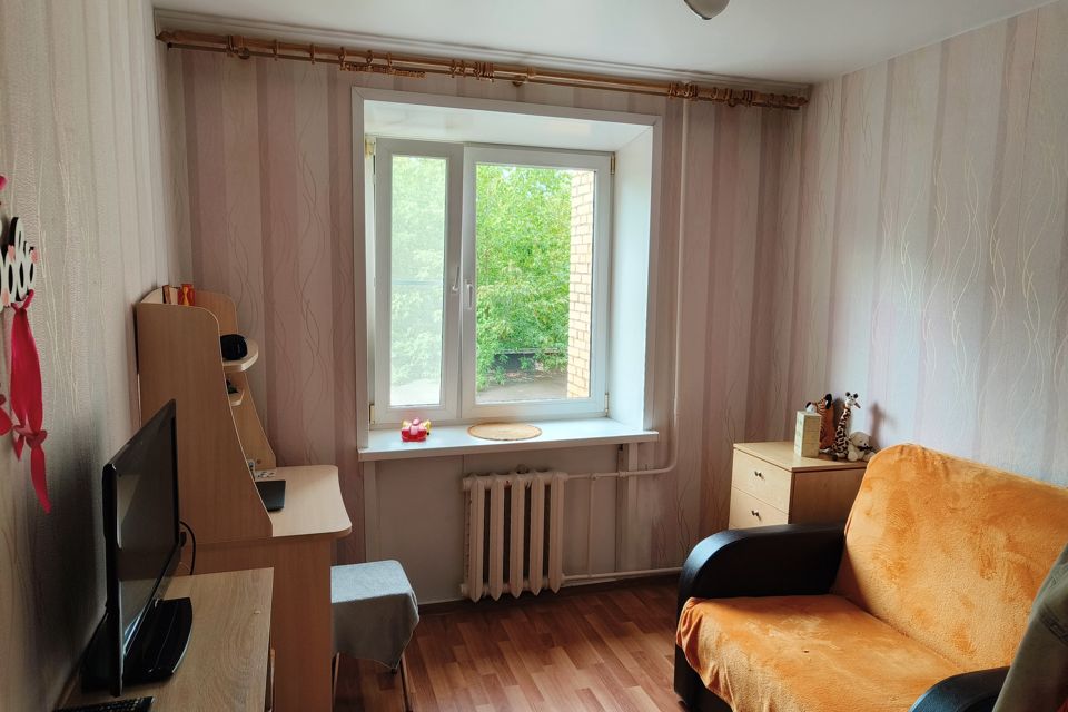 Продаётся 3-комнатная квартира, 59.7 м²