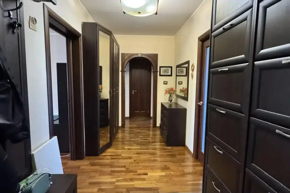 Продаётся 3-комнатная квартира, 83 м²