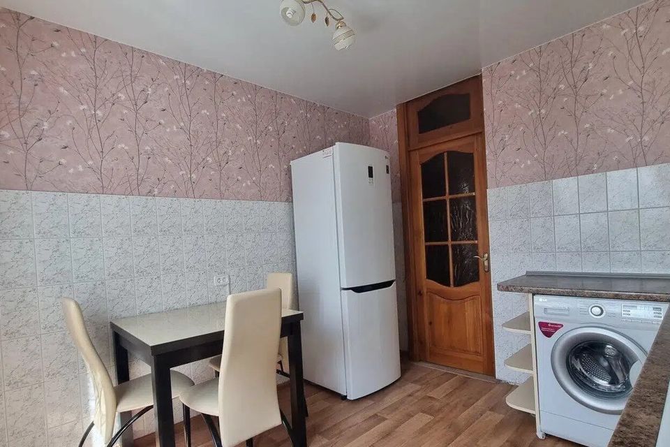 Купить двухкомнатную квартиру вторичка Россинского в Краснодаре