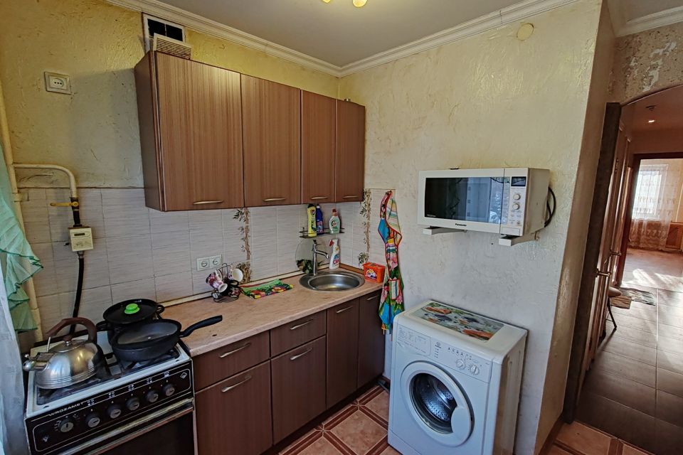 Продаётся 3-комнатная квартира, 63 м²