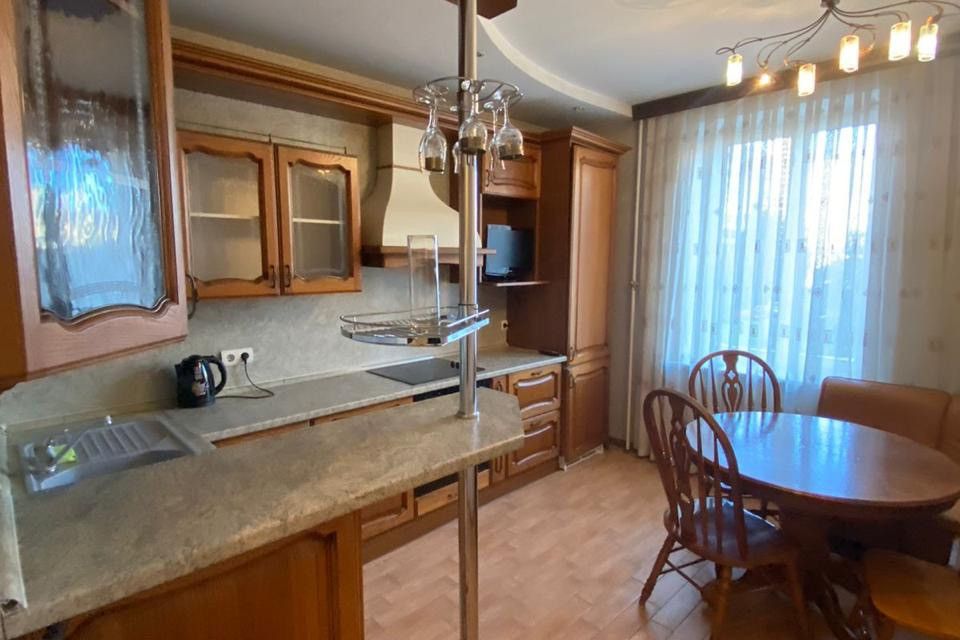 Продаётся 3-комнатная квартира, 91.1 м²