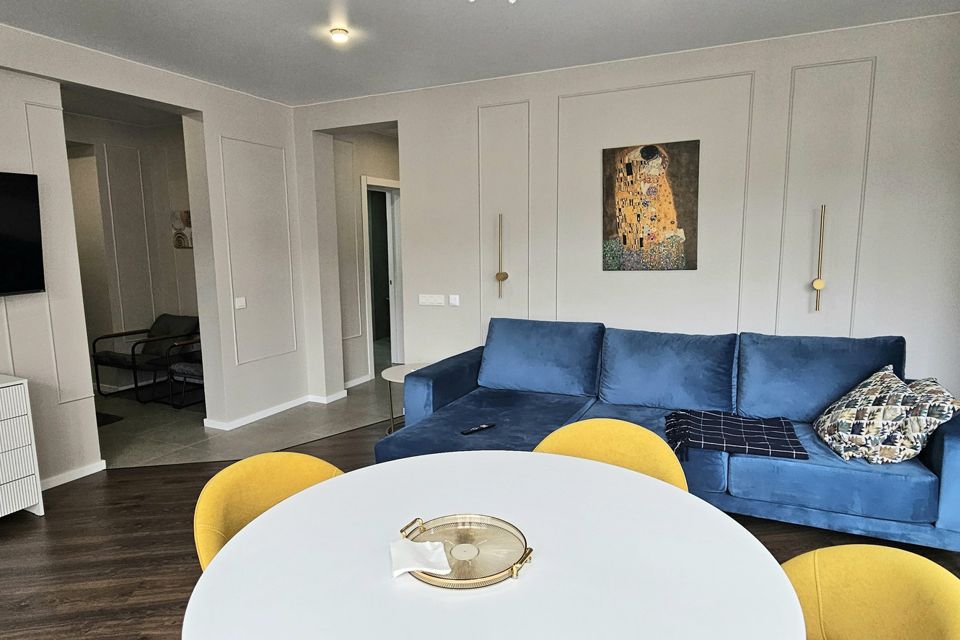 Продаётся 2-комнатная квартира, 82.4 м²