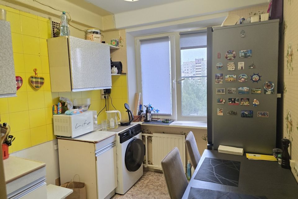 Продаётся 3-комнатная квартира, 62.4 м²