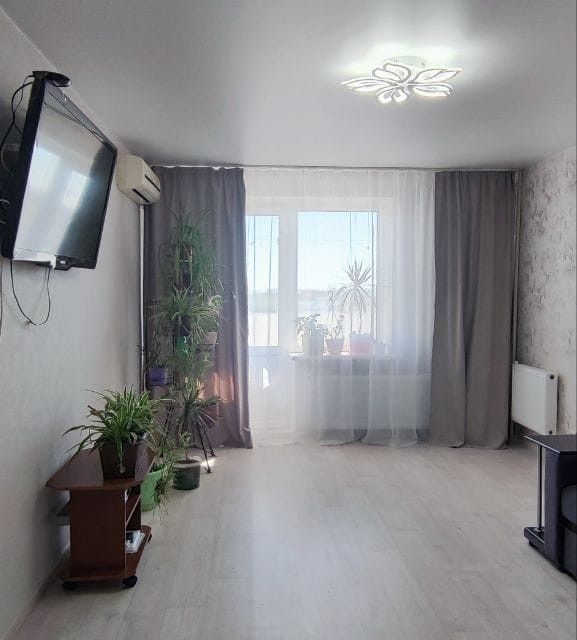 Продаётся 2-комнатная квартира, 57 м²