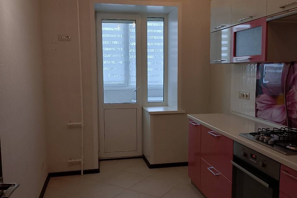 Продаётся 3-комнатная квартира, 61.3 м²