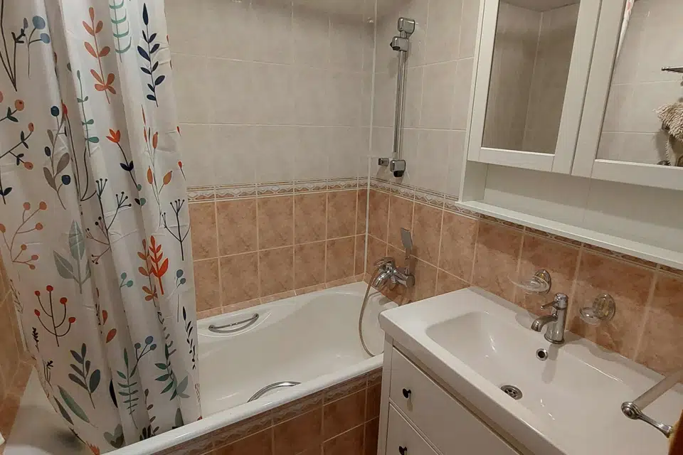 Продаётся 2-комнатная квартира, 53.3 м²