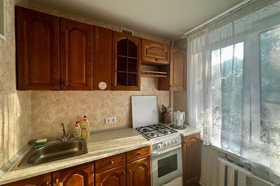 Продаётся 2-комнатная квартира, 42.4 м²