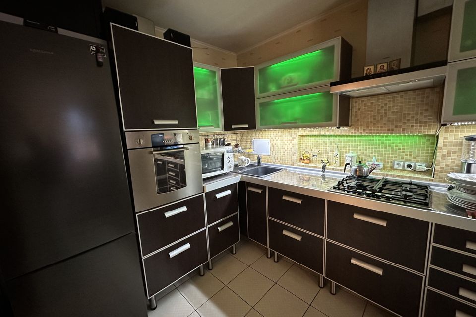 Продаётся 2-комнатная квартира, 86.5 м²