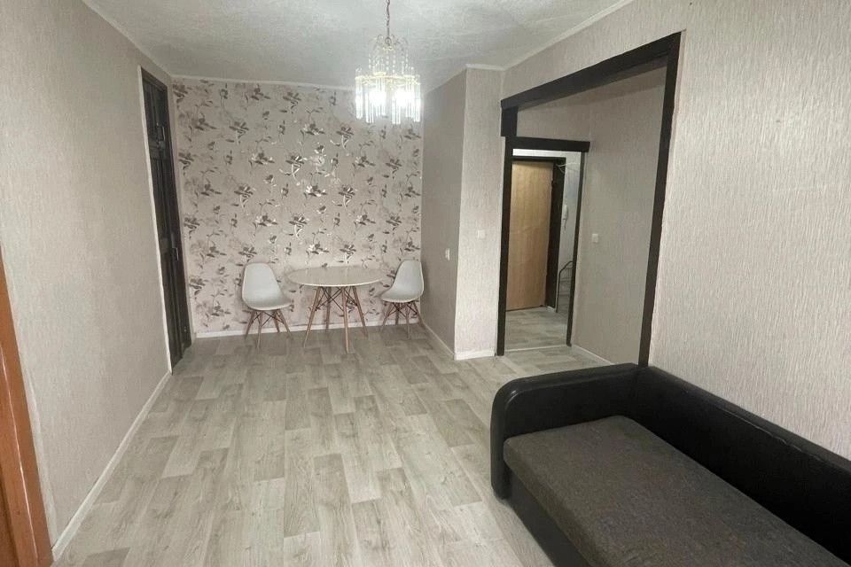 Продаётся 2-комнатная квартира, 40.7 м²