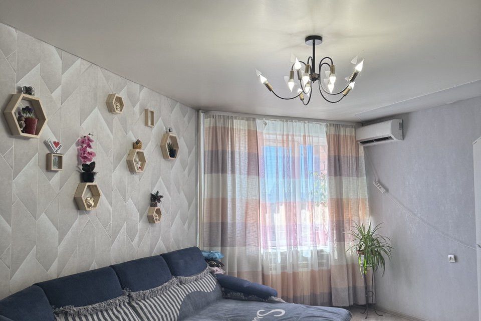 Продаётся 1-комнатная квартира, 50.4 м²