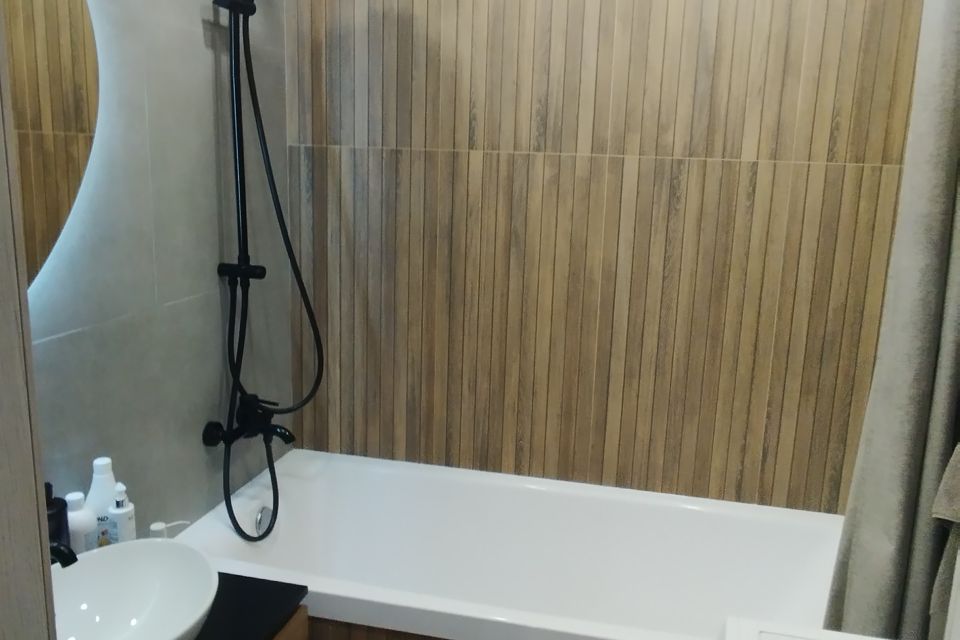 Продаётся 3-комнатная квартира, 60.7 м²