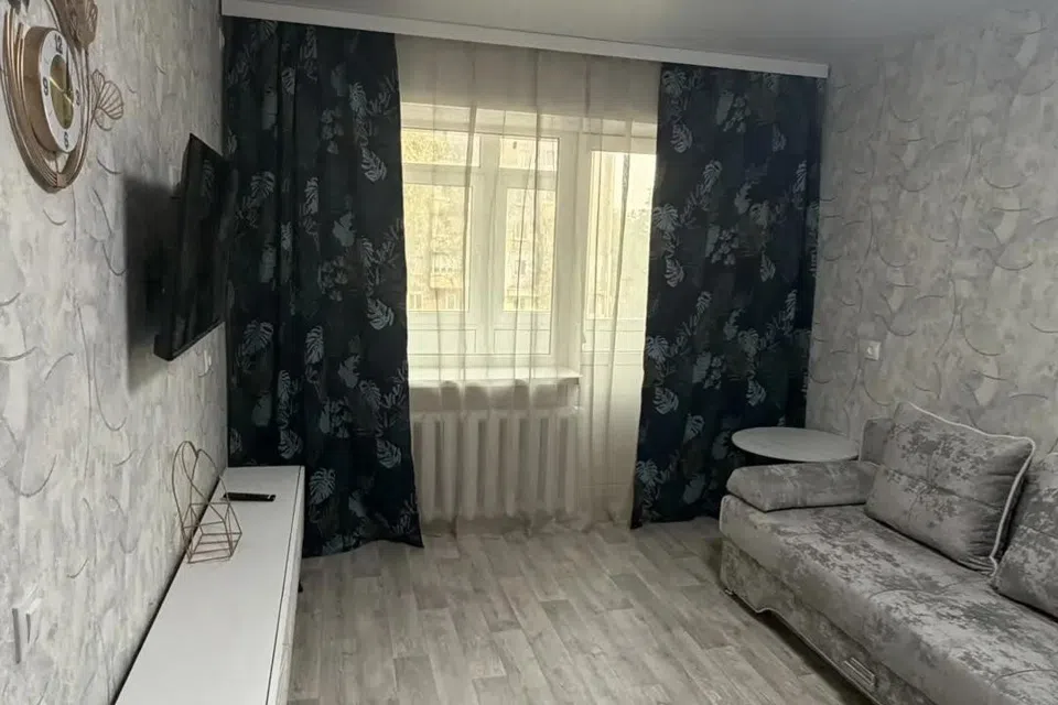 Продаётся 1-комнатная квартира, 32 м²