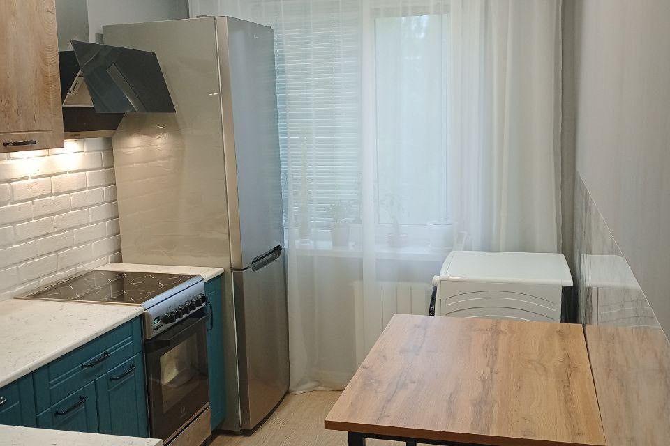 Продаётся 3-комнатная квартира, 56.9 м²