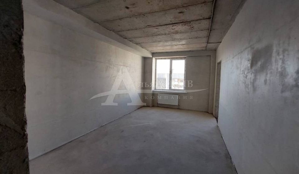 Продаётся 2-комнатная квартира, 82.7 м²