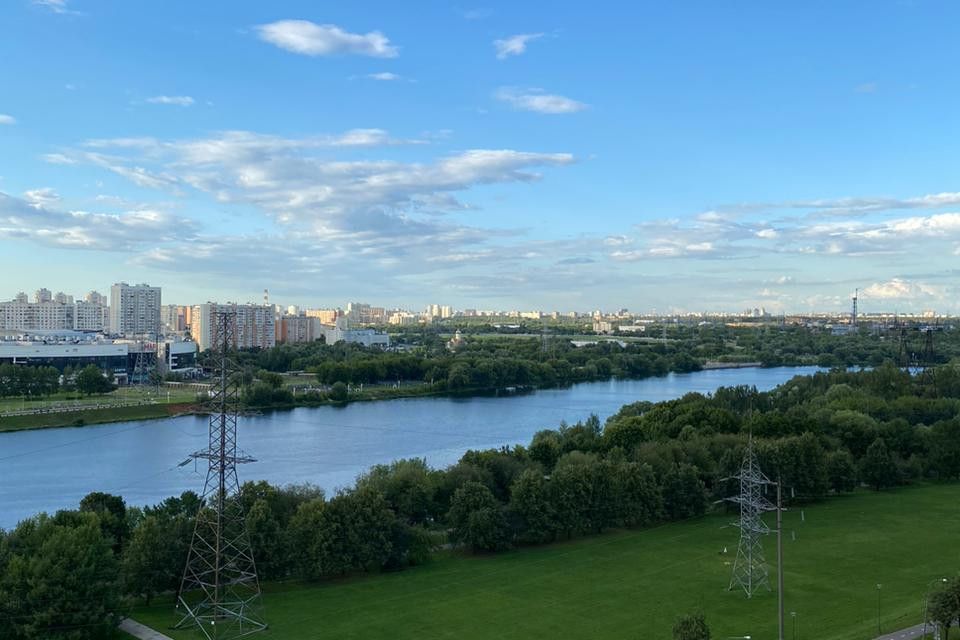 Продаётся 3-комнатная квартира, 72.6 м²