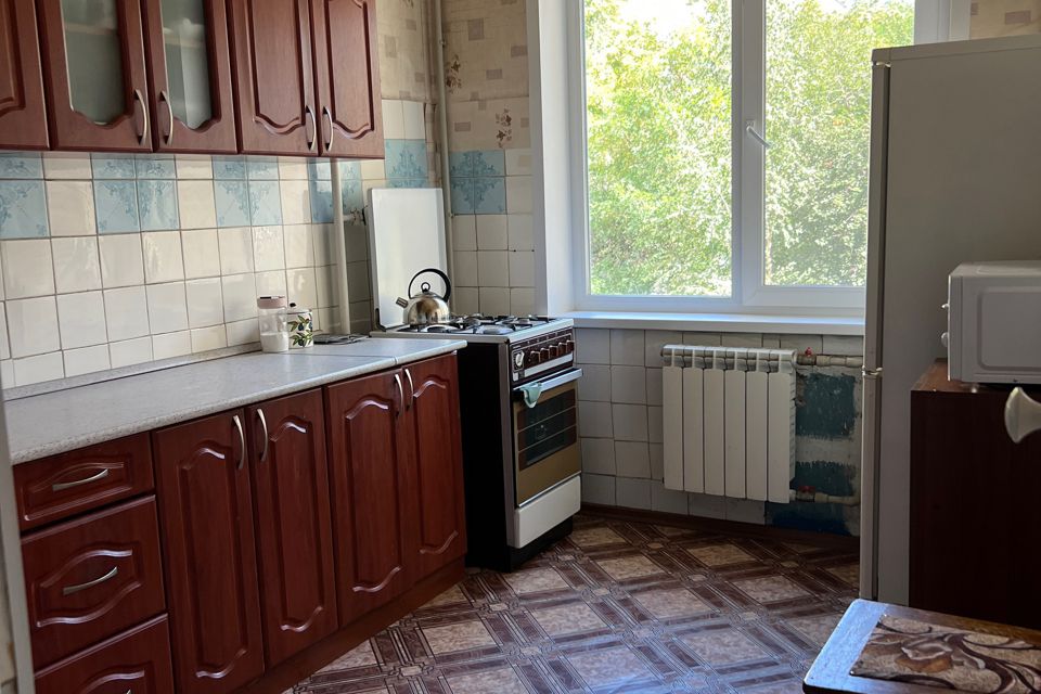 Продаётся 4-комнатная квартира, 74 м²