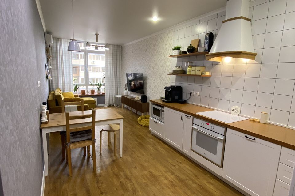 Продаётся 2-комнатная квартира, 72 м²
